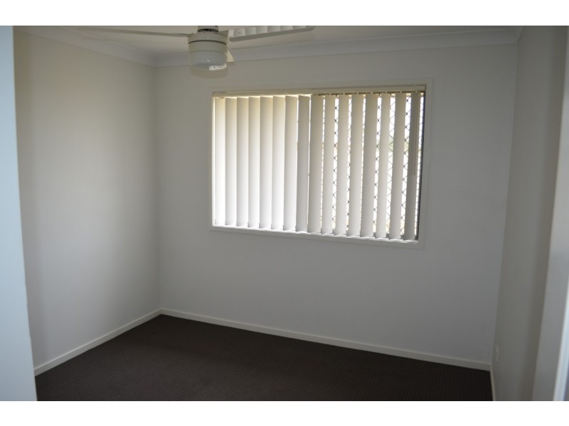 14 Lakeside Drive, Emerald QLD 4720