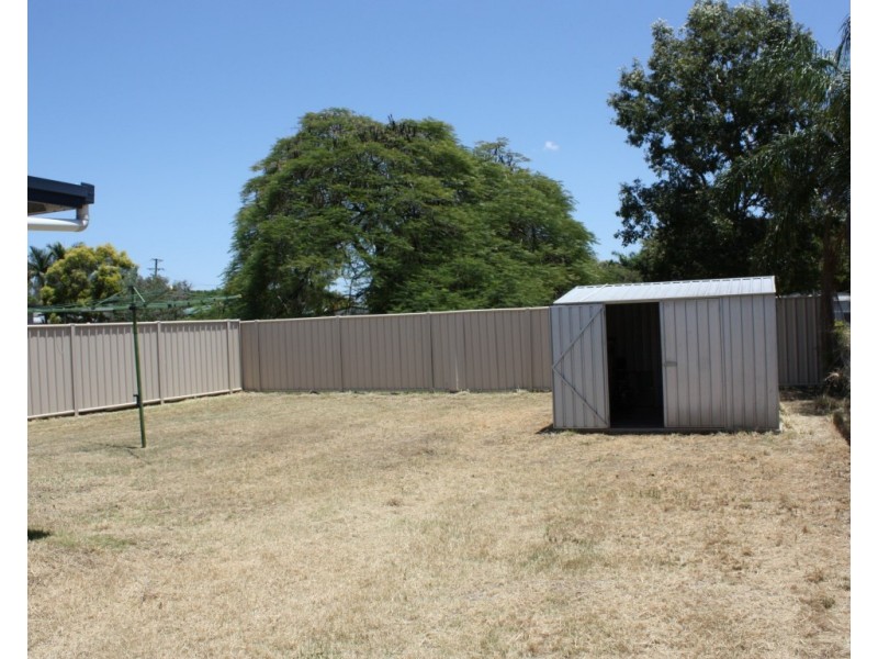 71 Ruby Street, Emerald QLD 4720