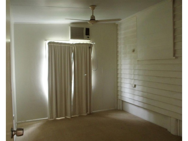 71 Ruby Street, Emerald QLD 4720
