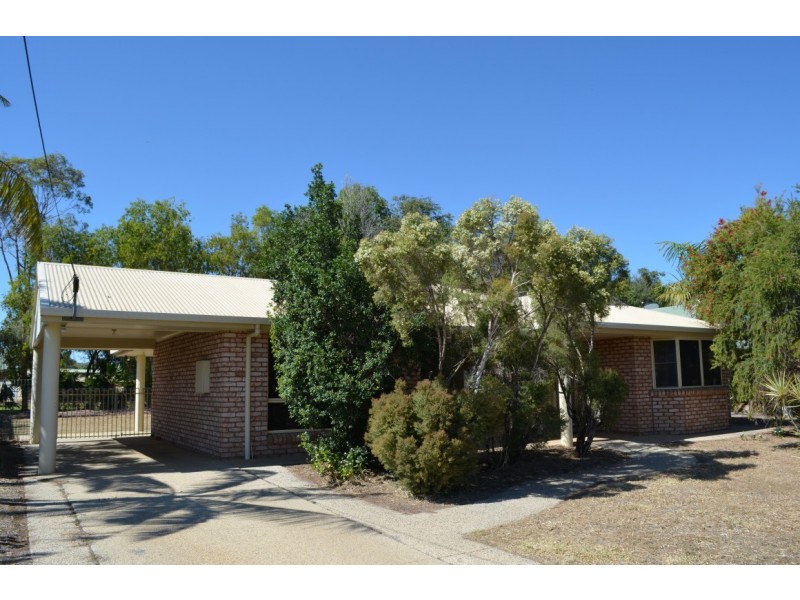 67 Staal Crescent, Emerald QLD 4720
