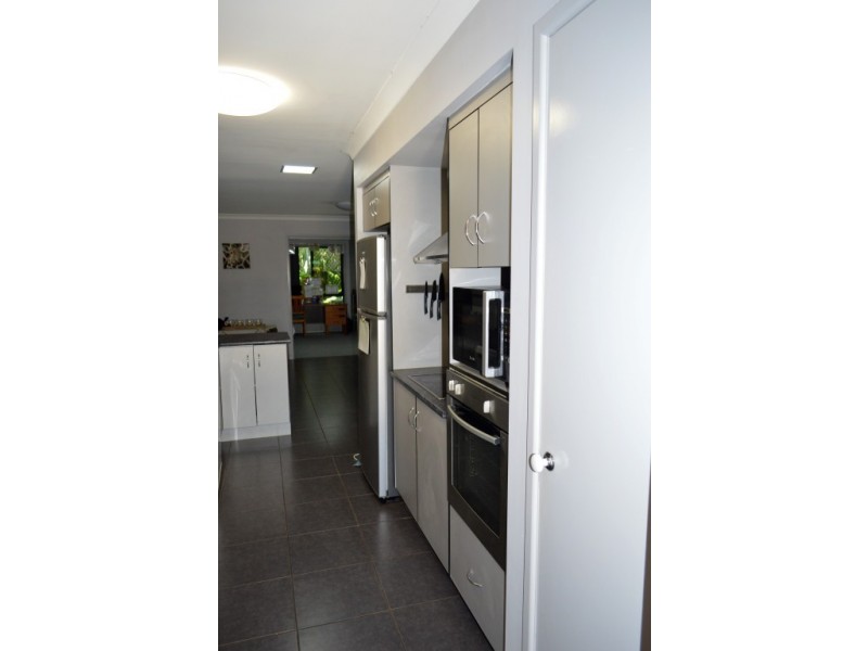 16 Forrest Lane, Emerald QLD 4720