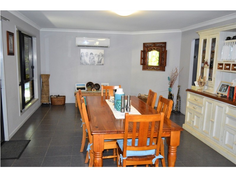 16 Forrest Lane, Emerald QLD 4720