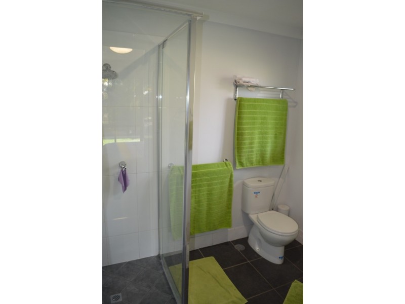 16 Forrest Lane, Emerald QLD 4720