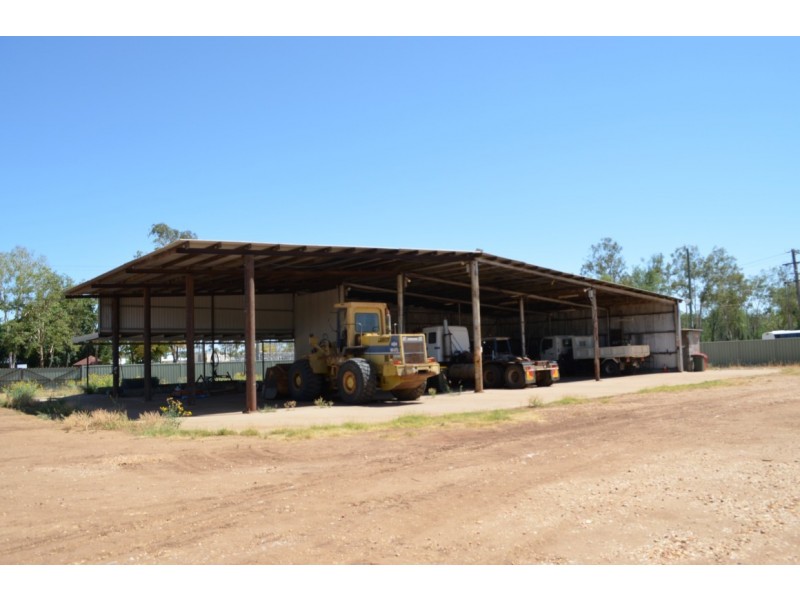 4 Slack Drive, Emerald QLD 4720