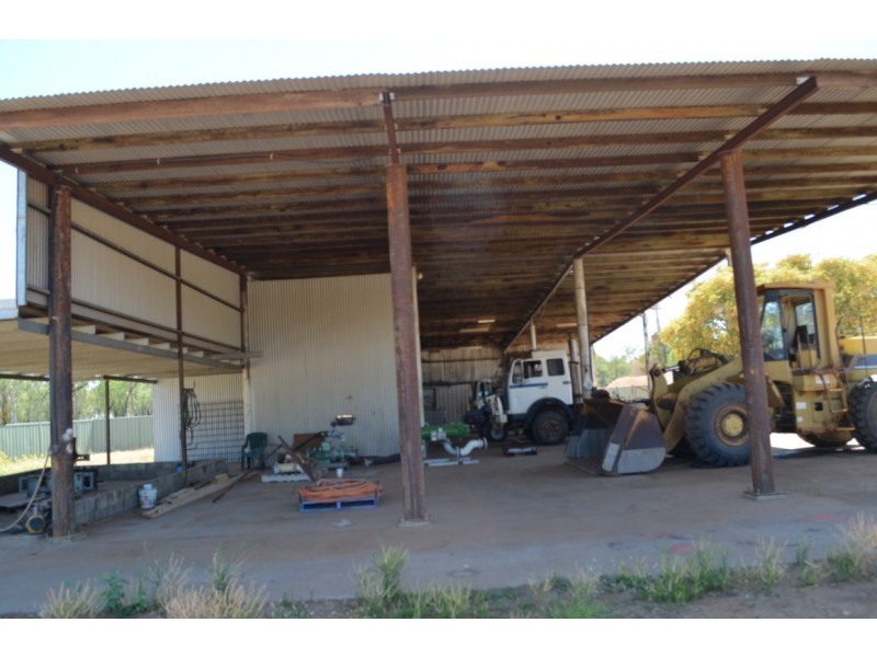 4 Slack Drive, Emerald QLD 4720