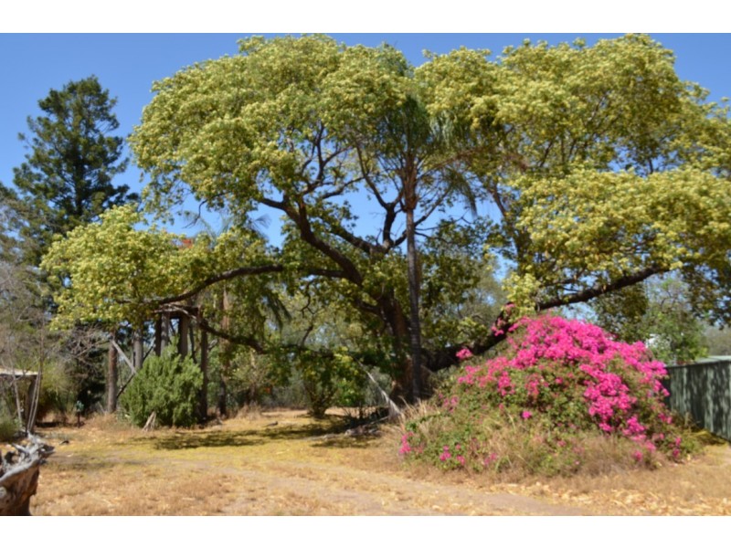 4 Slack Drive, Emerald QLD 4720