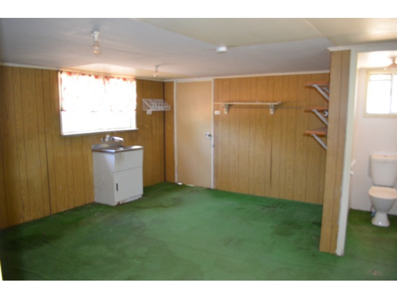 4 Slack Drive, Emerald QLD 4720