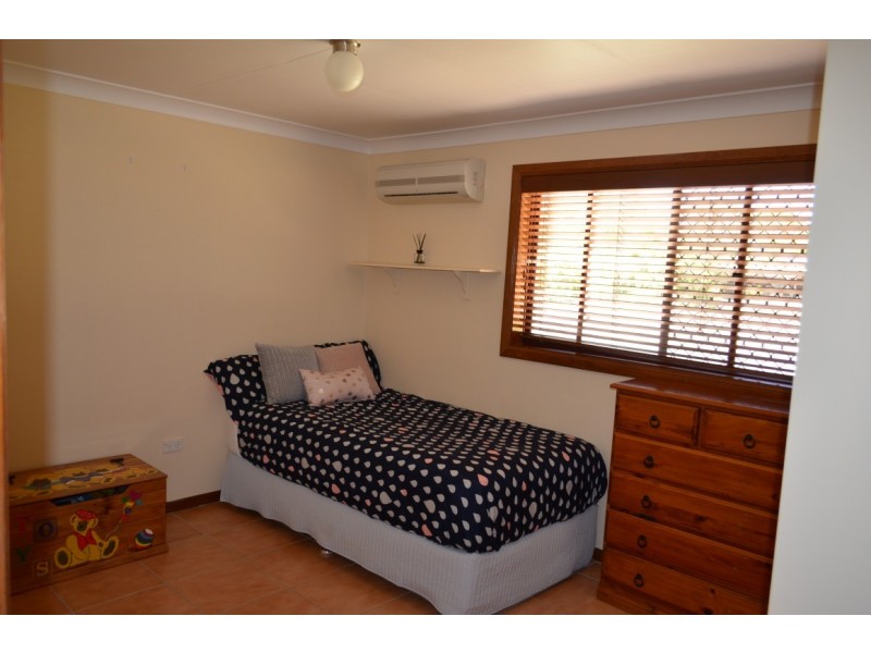 11A Crendon Street, Emerald QLD 4720