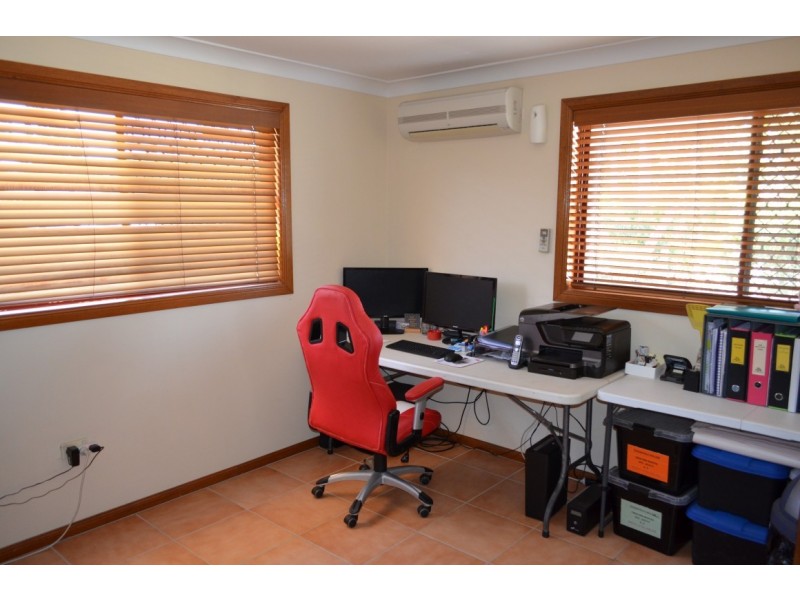 11A Crendon Street, Emerald QLD 4720