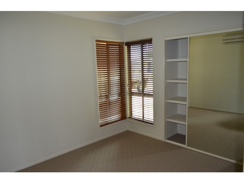 37 Mayfair Drive, Emerald QLD 4720