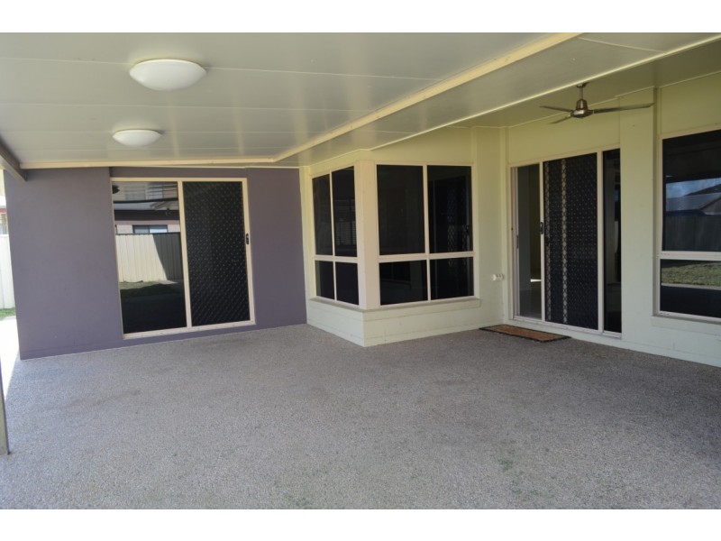 37 Mayfair Drive, Emerald QLD 4720