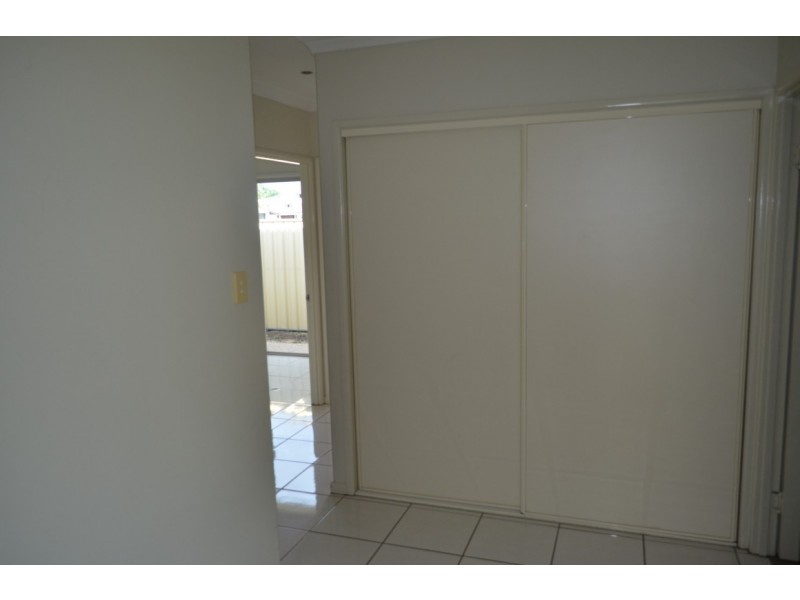 37 Mayfair Drive, Emerald QLD 4720