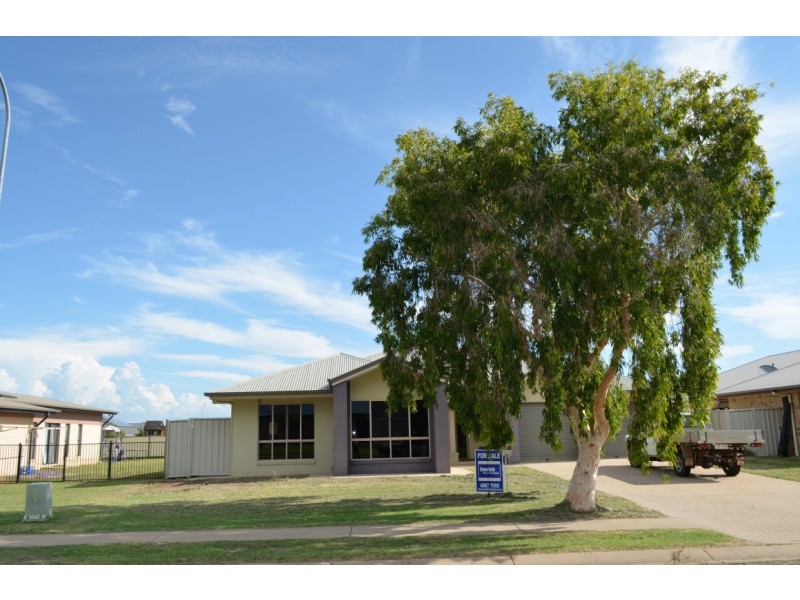37 Mayfair Drive, Emerald QLD 4720