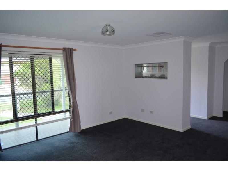 21 Gene Street, Emerald QLD 4720