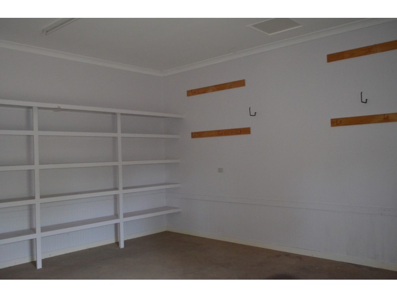 21 Gene Street, Emerald QLD 4720