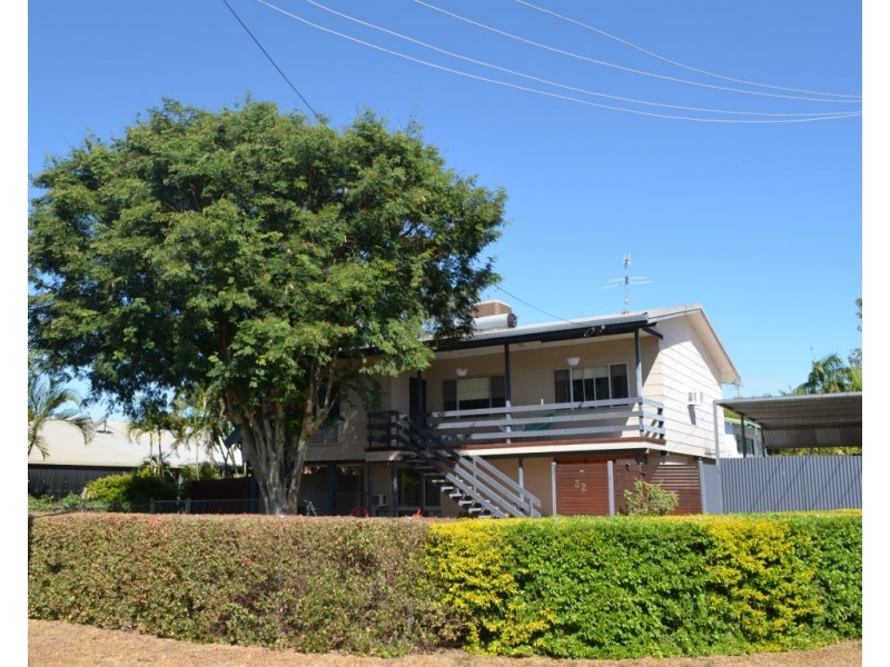 32 Campbell Street, Emerald QLD 4720