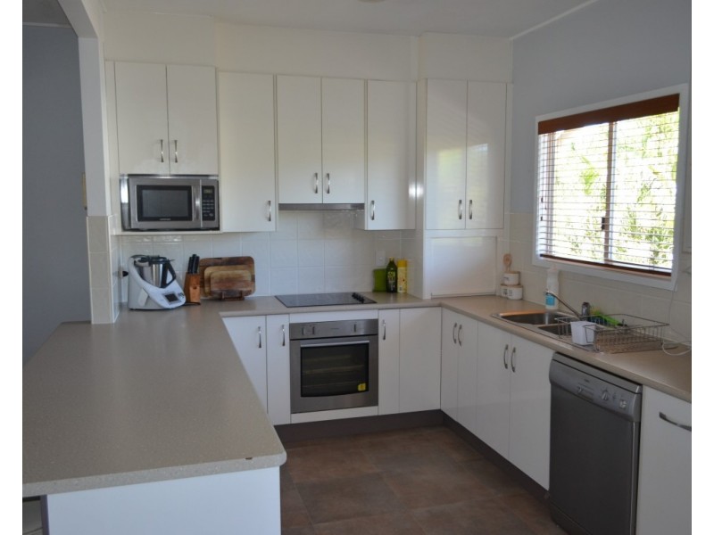 32 Campbell Street, Emerald QLD 4720