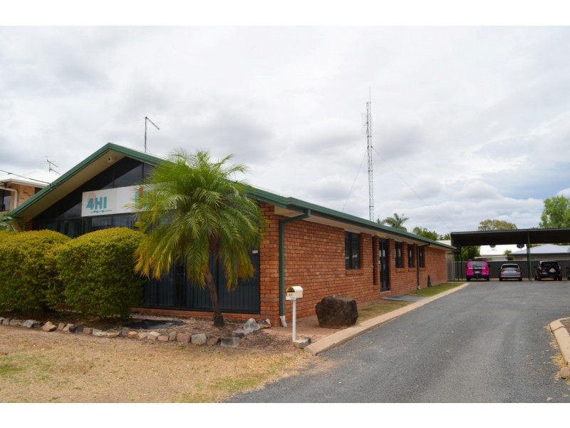 21 Esmond Street, Emerald QLD 4720