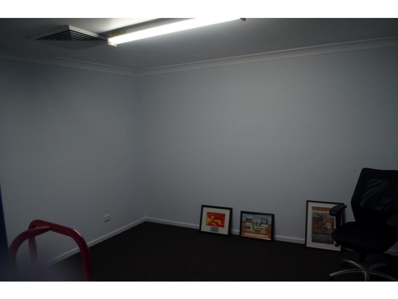 21 Esmond Street, Emerald QLD 4720