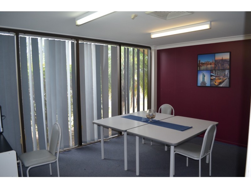 21 Esmond Street, Emerald QLD 4720