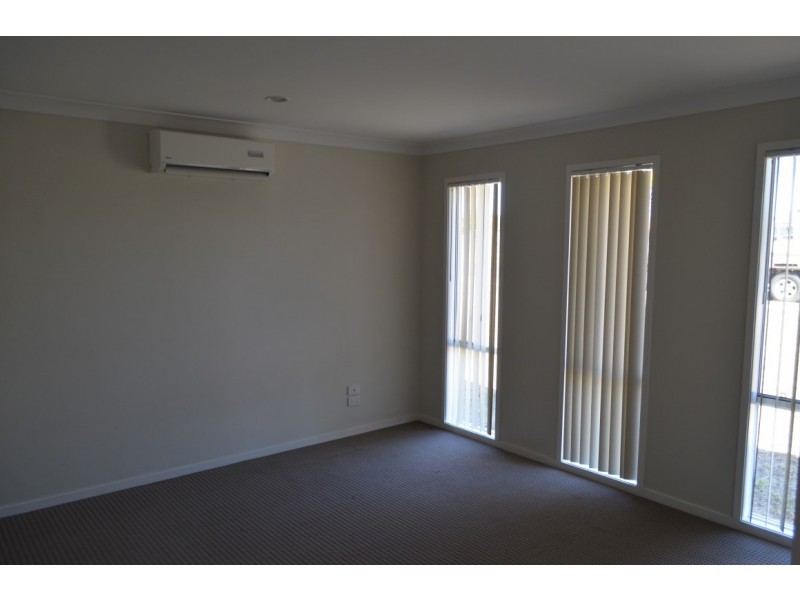 21 Burn Street, Capella QLD 4723