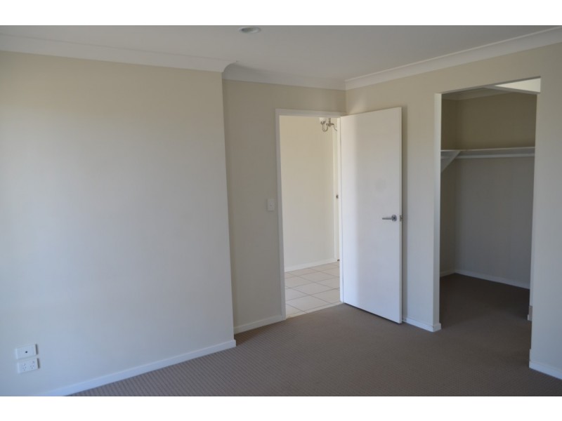 21 Burn Street, Capella QLD 4723