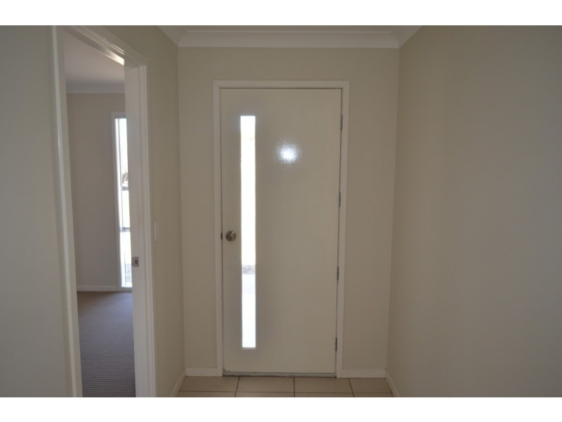 21 Burn Street, Capella QLD 4723