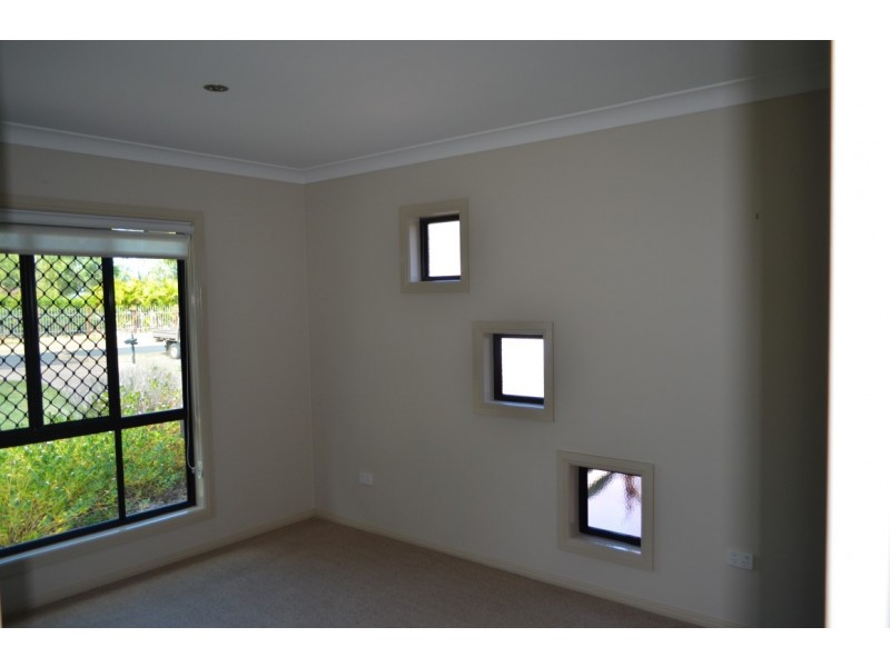 41 Russ Layton Drive, Emerald QLD 4720