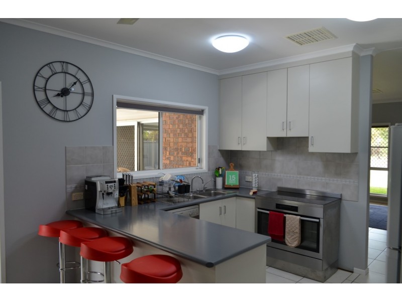 13 Barry Street, Emerald QLD 4720