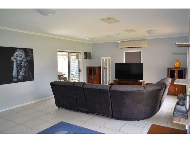 13 Barry Street, Emerald QLD 4720