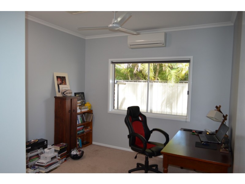 13 Barry Street, Emerald QLD 4720