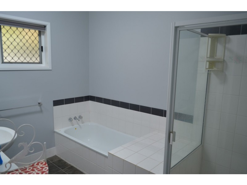13 Barry Street, Emerald QLD 4720