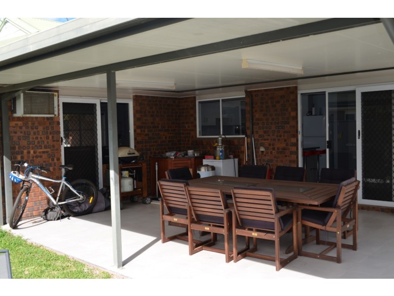 13 Barry Street, Emerald QLD 4720