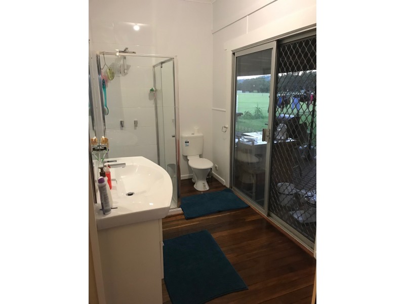 Yatala QLD 4207