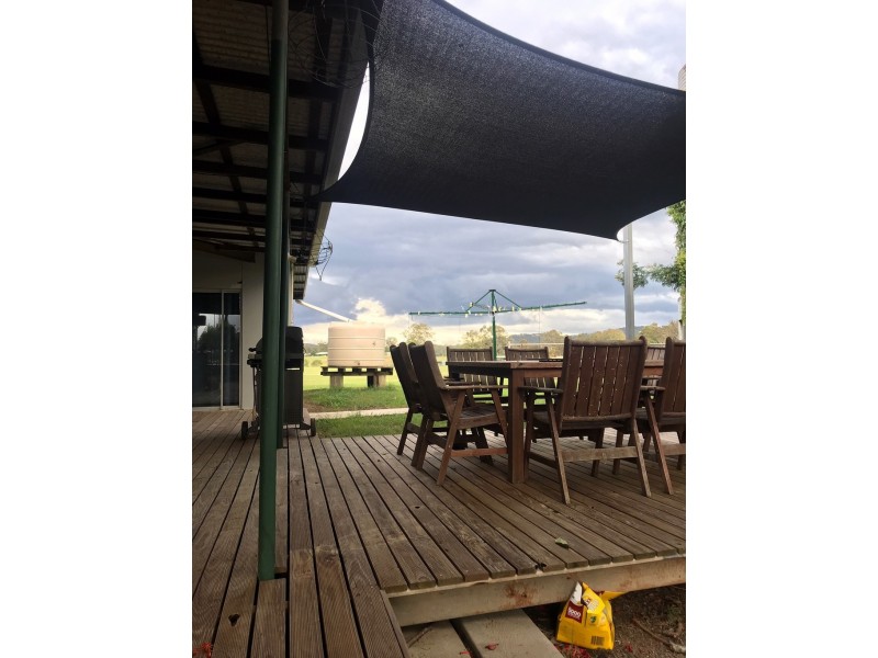 Yatala QLD 4207