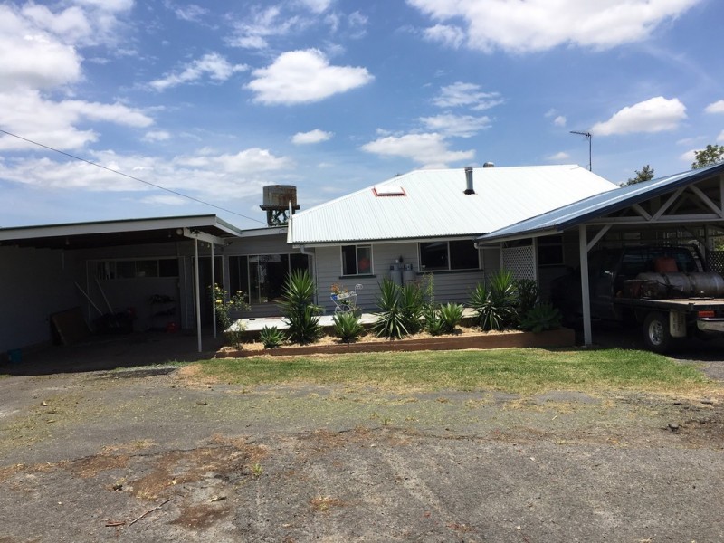 Yatala QLD 4207