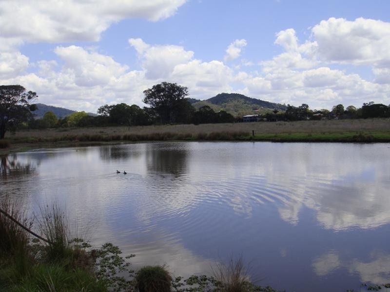 Yatala QLD 4207