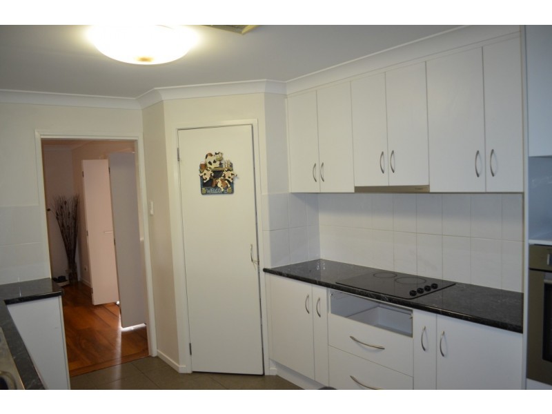 18 Kidd Street, Emerald QLD 4720