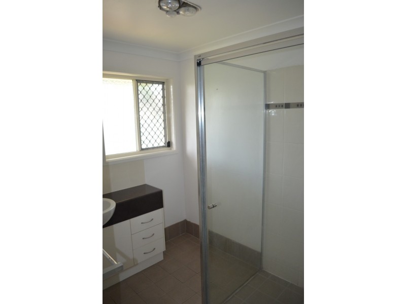 18 Kidd Street, Emerald QLD 4720