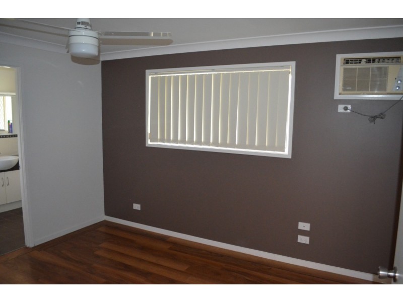 18 Kidd Street, Emerald QLD 4720