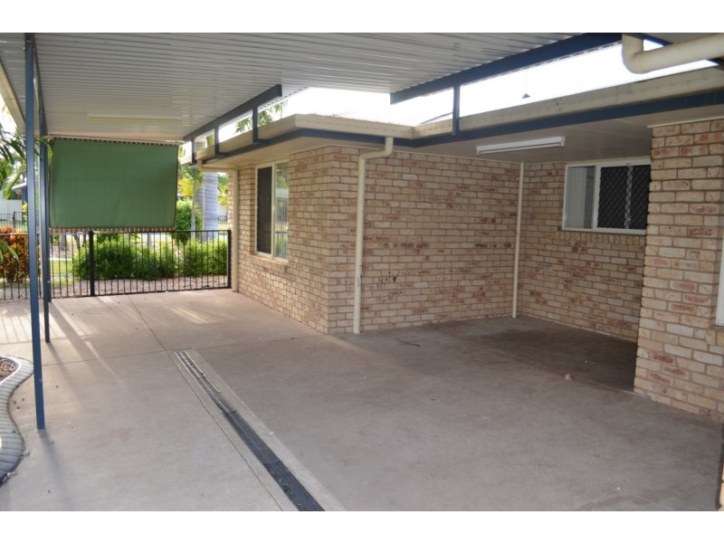 18 Kidd Street, Emerald QLD 4720