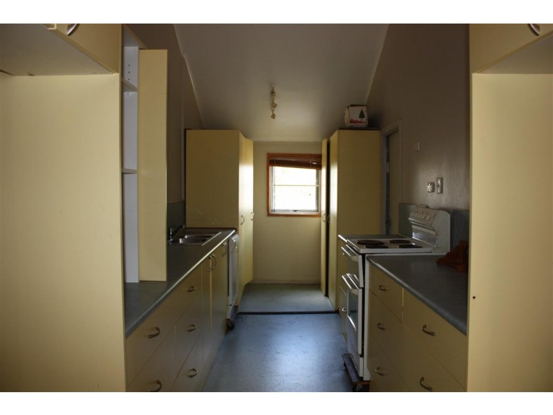 2 Retro Street, Capella QLD 4723