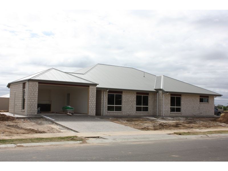 Emerald QLD 4720