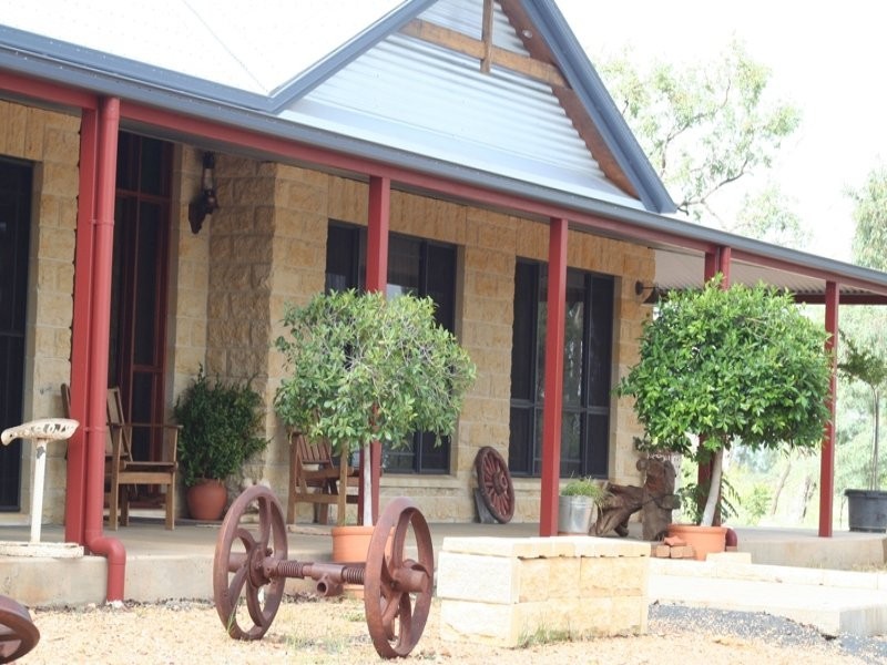 Capella QLD 4723
