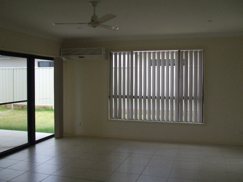 17 Rogers Street, Emerald QLD 4720