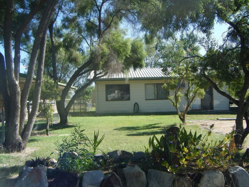 1/45 Baker Street, Emerald QLD 4720
