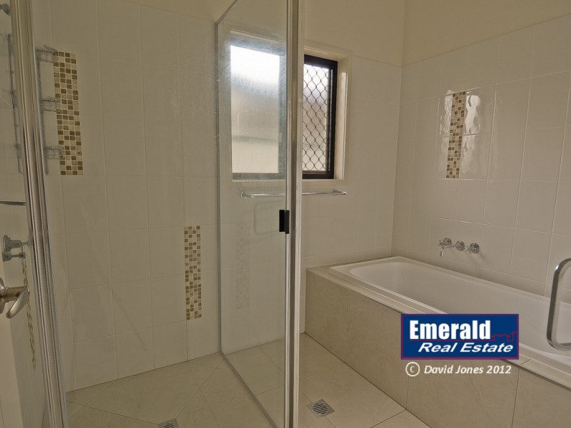 26 Kidd Street, Emerald QLD 4720