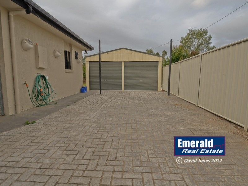 26 Kidd Street, Emerald QLD 4720