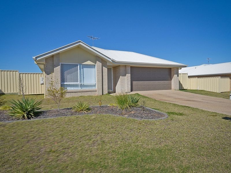 11 Windermere Street, Emerald QLD 4720