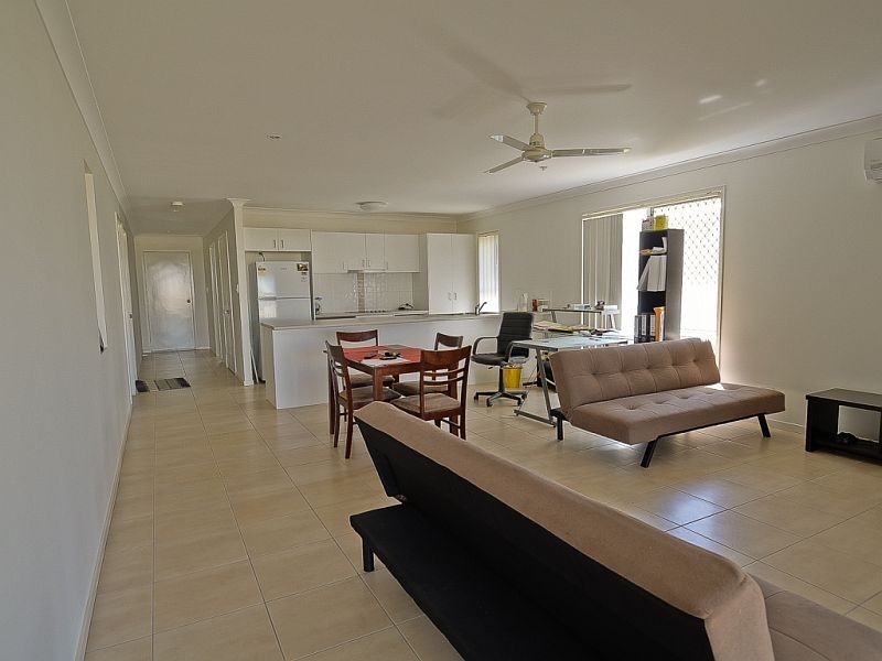 11 Windermere Street, Emerald QLD 4720